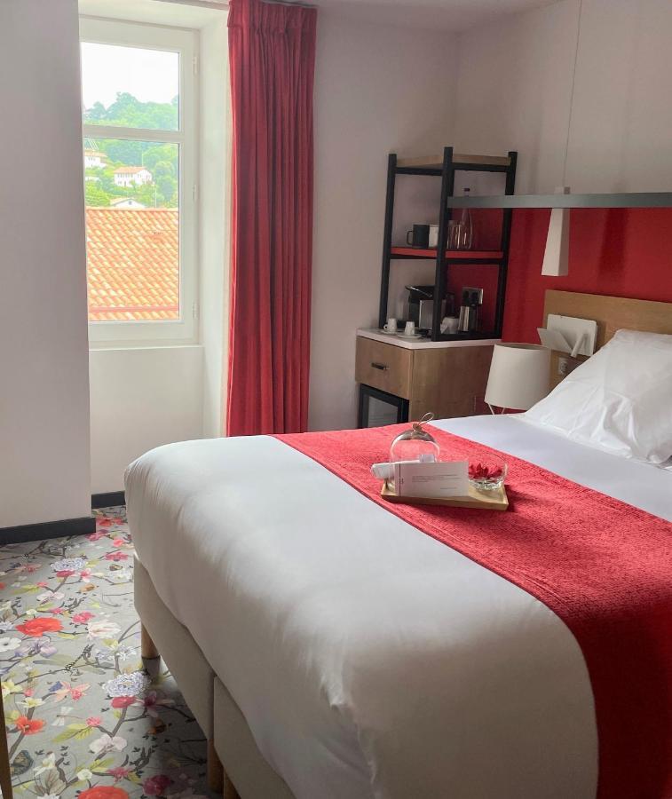 Hotel Berria Аспарен Екстериор снимка