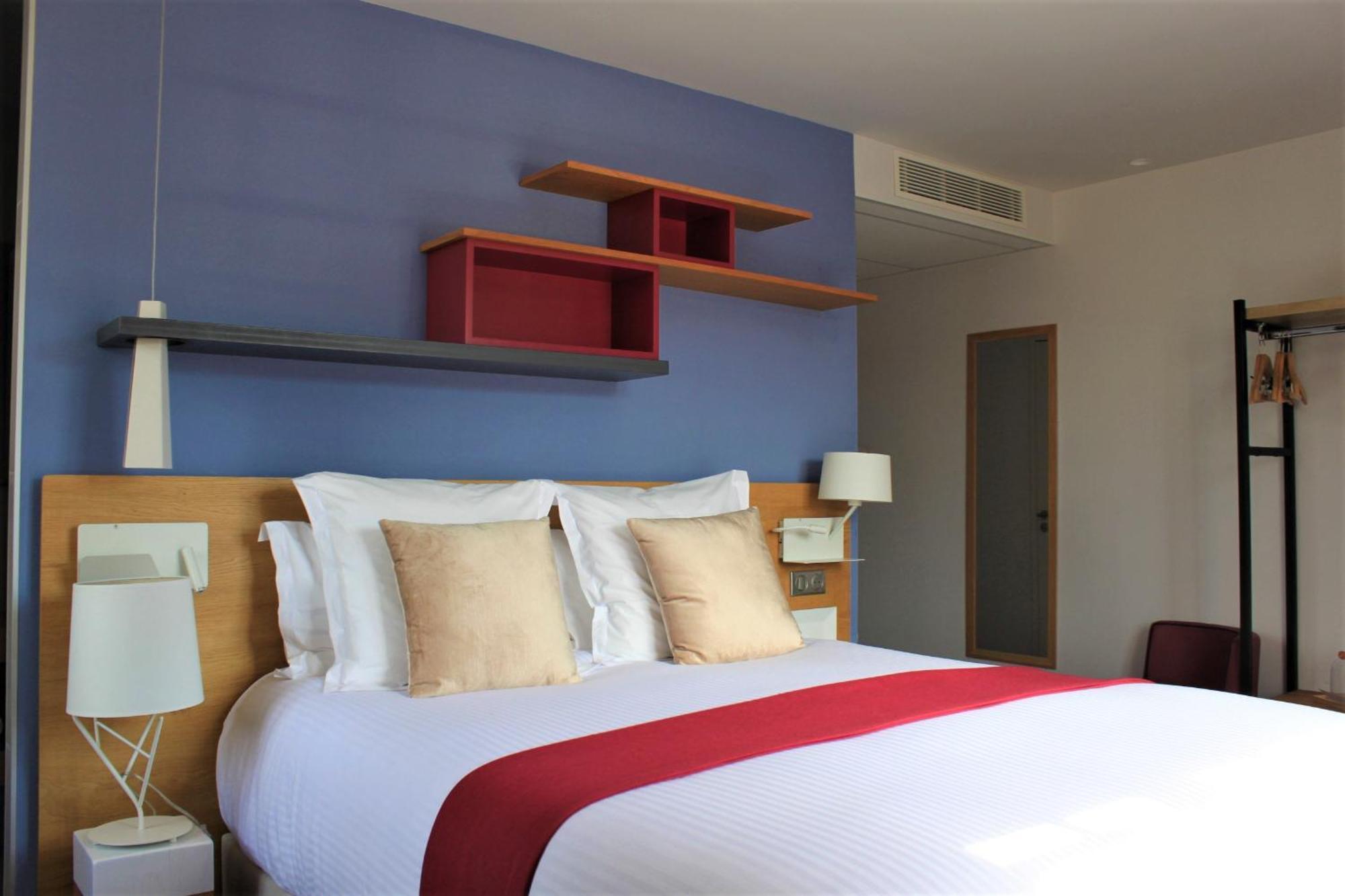 Hotel Berria Аспарен Екстериор снимка