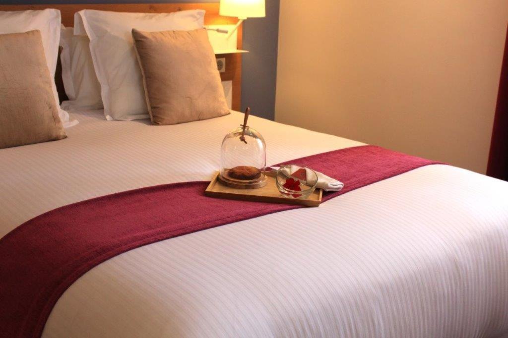 Hotel Berria Аспарен Екстериор снимка